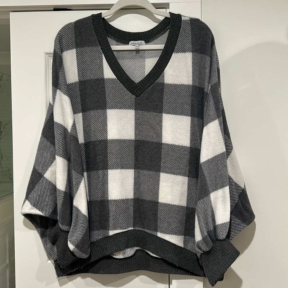 Ladies sweater